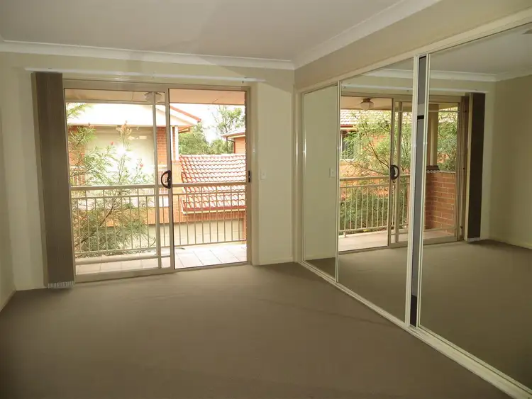 Fifth view of Homely townhouse listing, 4/9 Weir Crescent, Lurnea NSW 2170