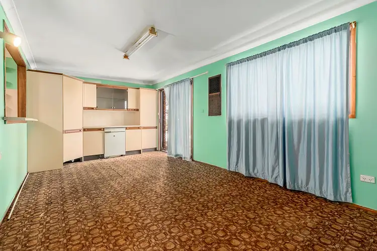 Fifth view of Homely house listing, 11 Lyrebird Place, Ingleburn NSW 2565