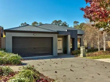 Main view of Homely house listing, 33 Caraway Street, Baranduda VIC 3691