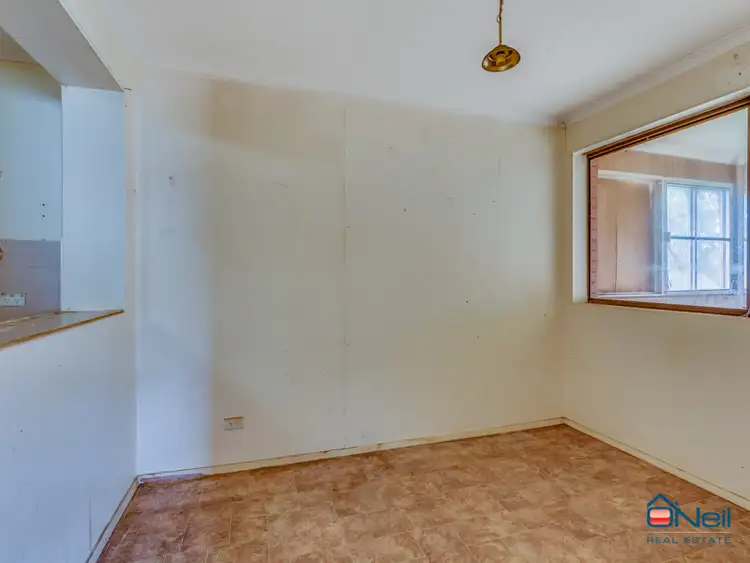 Sixth view of Homely house listing, 10 Becket Court, Camillo WA 6111