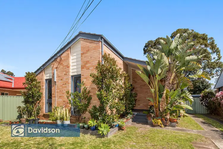 15 Satelberg Street, Holsworthy NSW 2173
