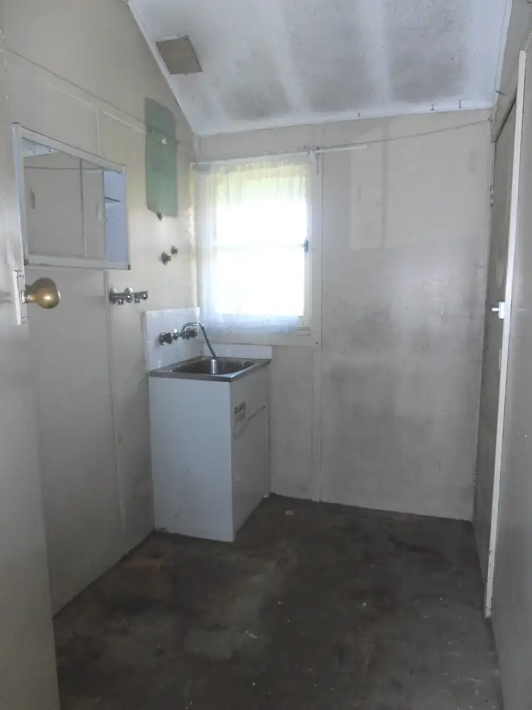 Seventh view of Homely house listing, 4 KENELDA AVE, Guildford NSW 2161