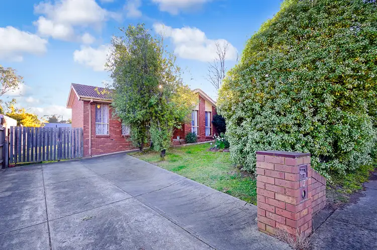 7 Beaumont Court, Pakenham VIC 3810