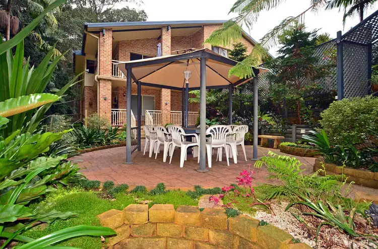 11 Childs Close, Green Point NSW 2251