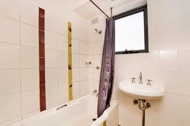 Fifth view of Homely apartment listing, 2/6 Brittain Crescent, Hillsdale NSW 2036