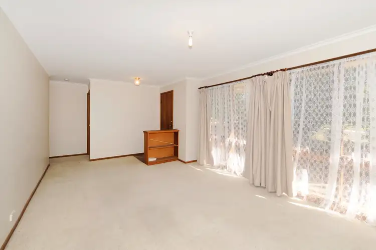 Sixth view of Homely house listing, 2 Hazel Smith Crescent, Oxley ACT 2903
