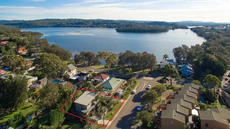 2 Lindley Avenue, Narrabeen NSW 2101