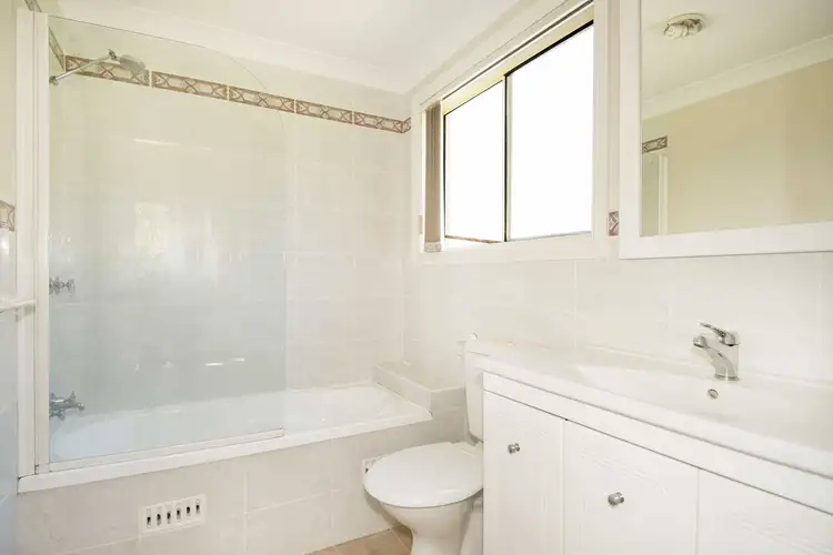 Fifth view of Homely apartment listing, 2/11 Gulliver Street, Brookvale NSW 2100