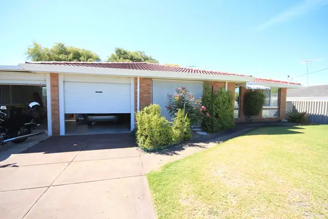 6 Carey Place, Cooloongup WA 6168