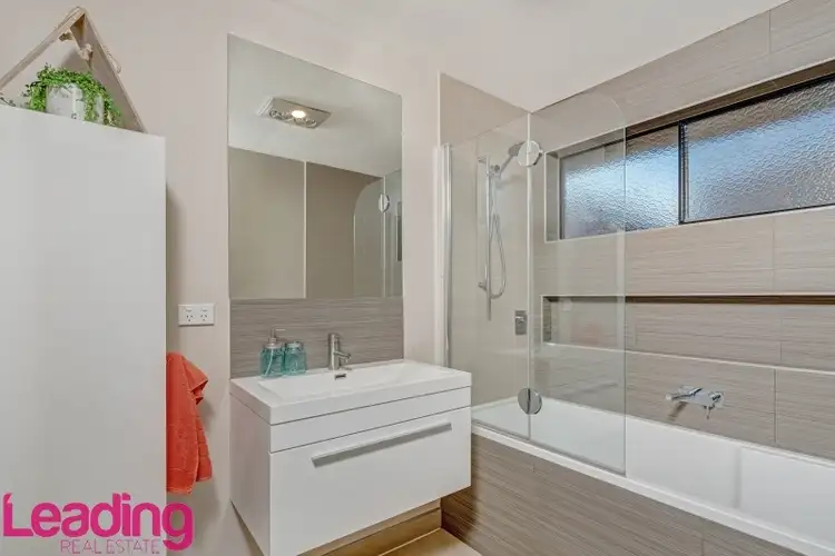 Sixth view of Homely house listing, 2 Brett Court, Sunbury VIC 3429