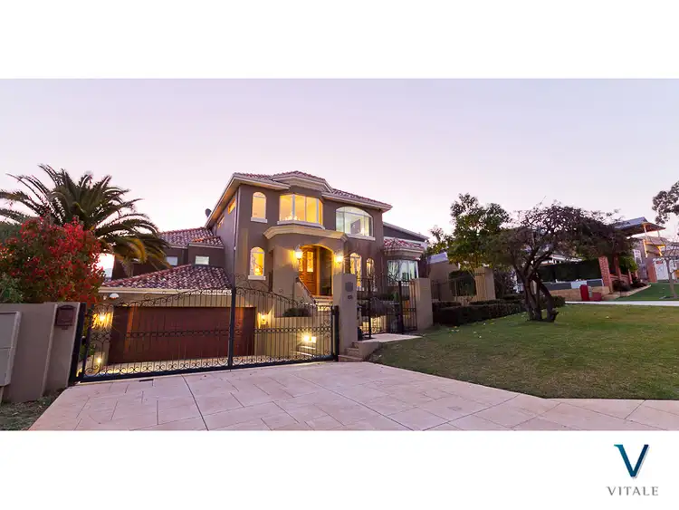 14 Parkside Avenue, Mount Pleasant WA 6153