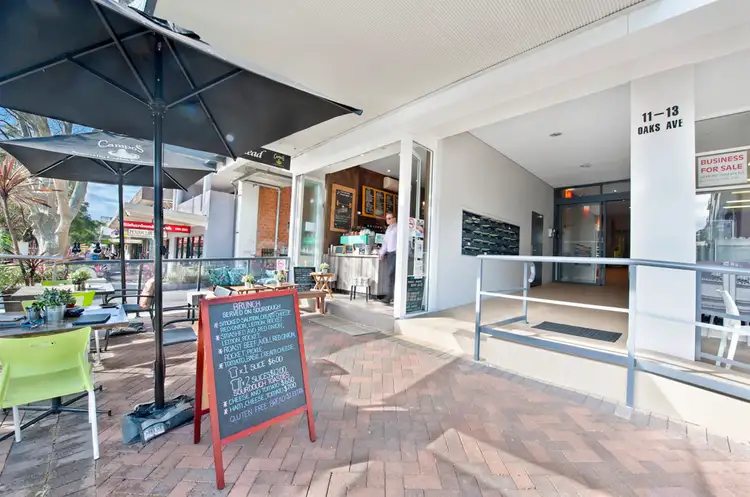 Main view of Homely apartment listing, 28/11-13 Oaks Ave, Dee Why NSW 2099