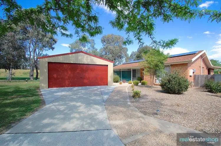 12 Doerner Place, Gordon ACT 2906