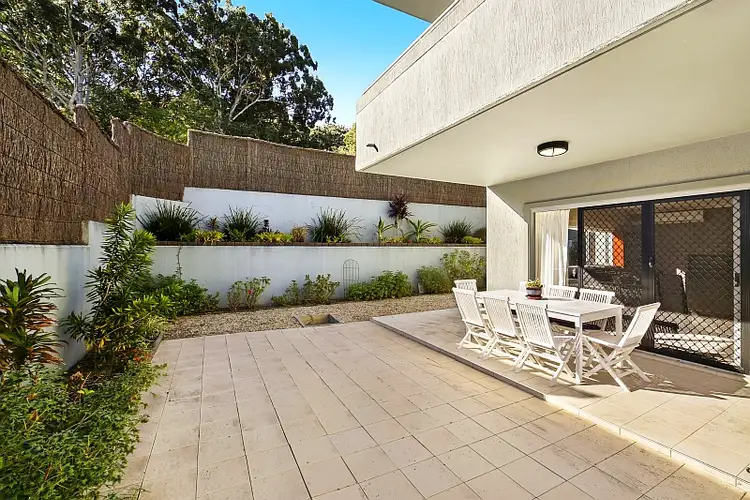 Main view of Homely unit listing, 2/13-15 Moore Street, West Gosford NSW 2250