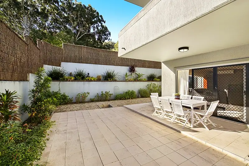 Main view of Homely unit listing, 2/13-15 Moore Street, West Gosford NSW 2250