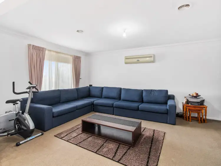 Second view of Homely house listing, 16 Niagara Court, Hampton Park VIC 3976