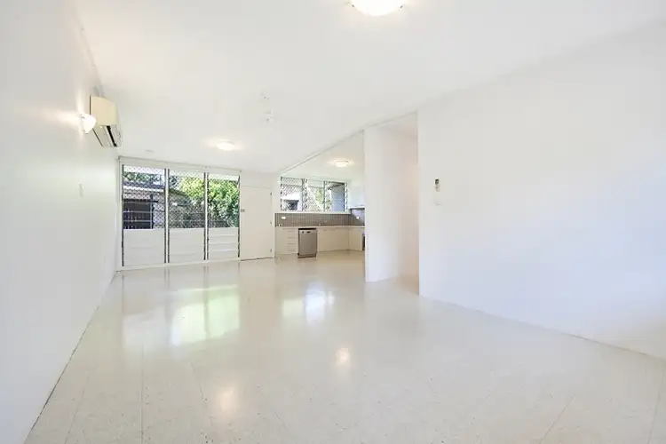 Fourth view of Homely unit listing, 1/53 Princes Road, Hyde Park QLD 4812