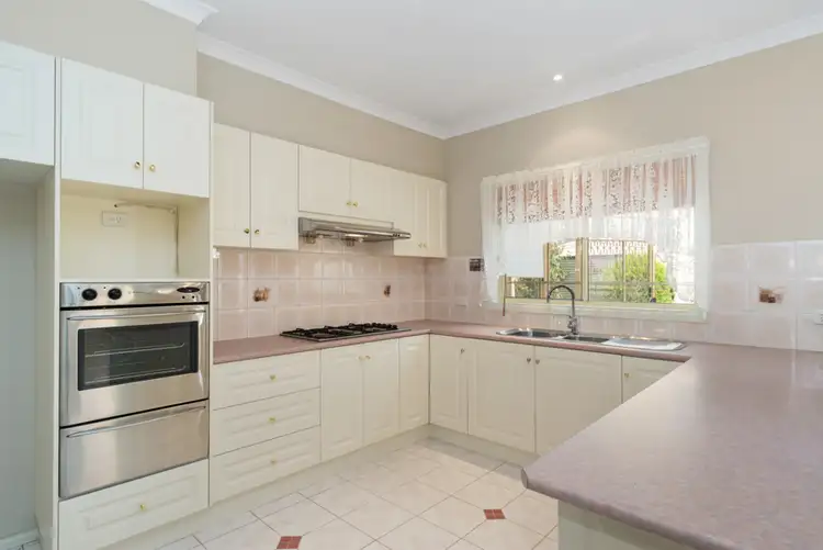Fifth view of Homely house listing, 3 Wilson Grove, Seaford VIC 3198