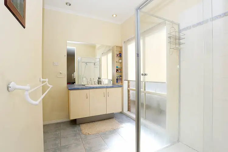 Fifth view of Homely house listing, 20 McCartney Drive, Narre Warren South VIC 3805