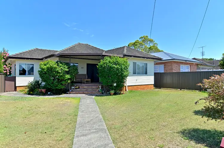 301 Ocean Beach Road, Umina Beach NSW 2257