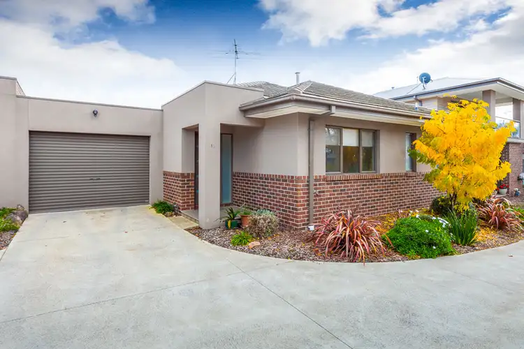Unit 10, 9 Rodney Street, Gisborne VIC 3437