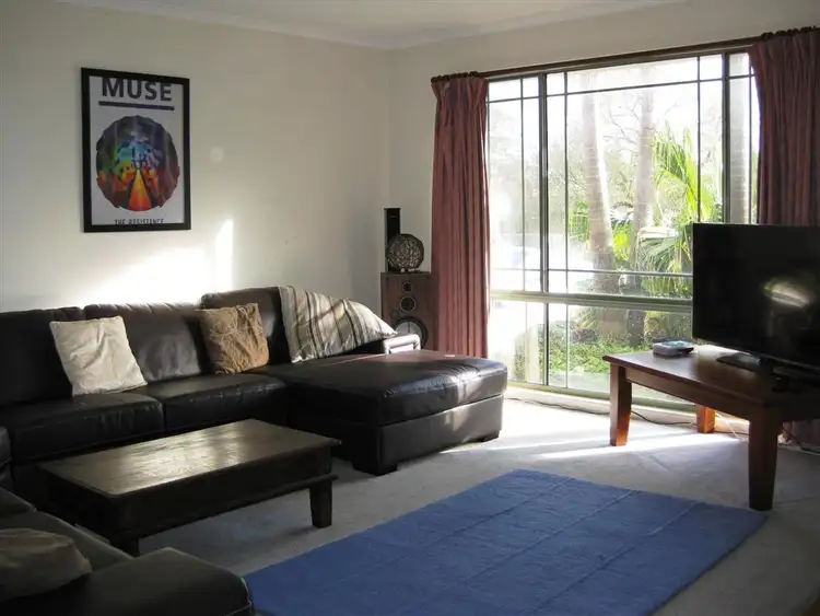 Second view of Homely house listing, 6 Korina Court, Langwarrin VIC 3910