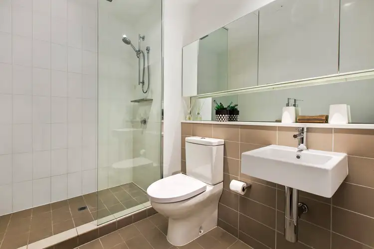 Fifth view of Homely apartment listing, 502/470 St Kilda Road, Melbourne VIC 3004