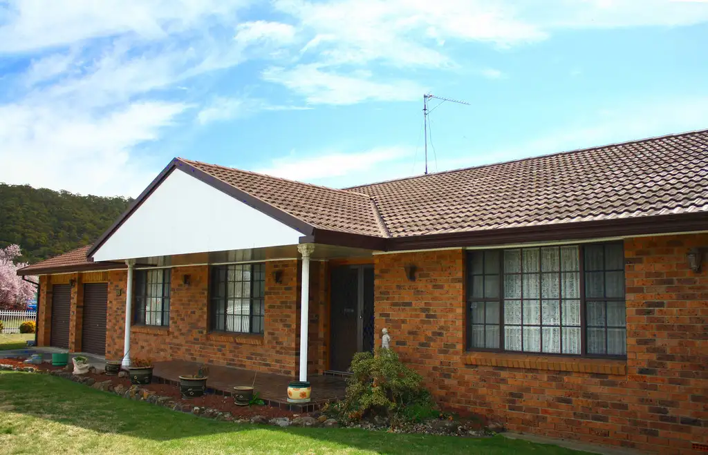 Main view of Homely house listing, 19 Heffernan Place, Lithgow NSW 2790
