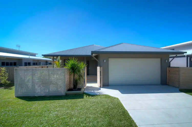 8 Dulku Close, Craiglie QLD 4877
