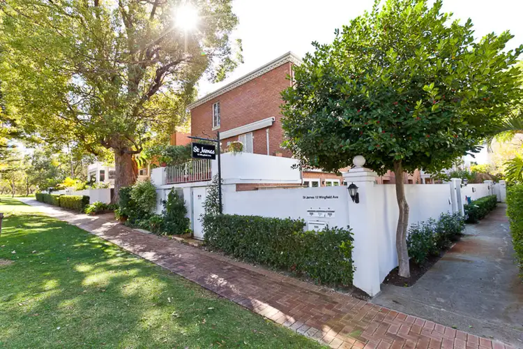 9/12 Wingfield Avenue, Crawley WA 6009