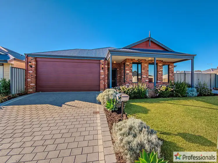 4 Makybe Boulevard, Byford WA 6122
