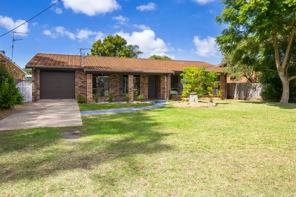 Main view of Homely house listing, 16 Bayview Street, Surfside NSW 2536