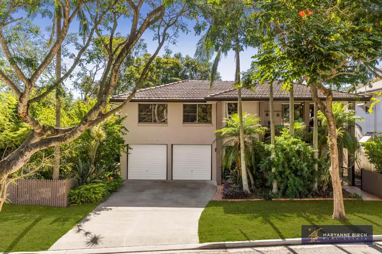 4 Sixth Avenue, Balmoral QLD 4171