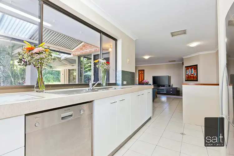 Fourth view of Homely house listing, 8 Donata Court, Willetton WA 6155