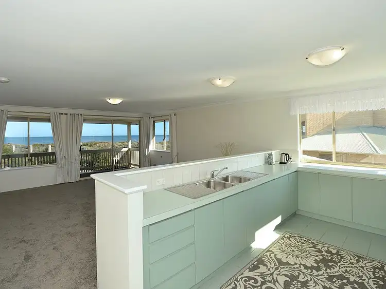 Seventh view of Homely house listing, 2 Petina Court, Silver Sands WA 6210