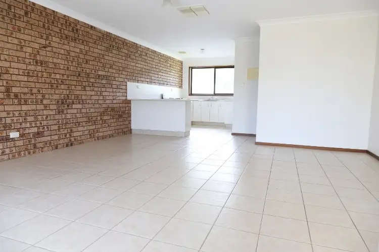 Fourth view of Homely unit listing, 2/4 Maple Street, Leeton NSW 2705