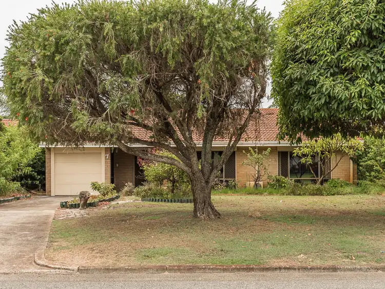 7 Ash Way, Morley WA 6062