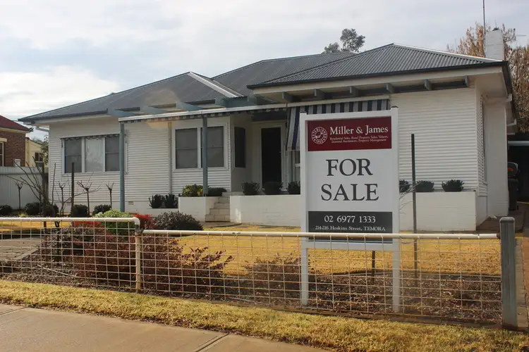 79 Haig Street, Temora NSW 2666