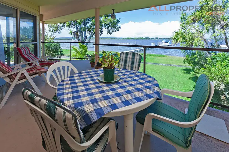 32 Warana Avenue, Steiglitz QLD 4207