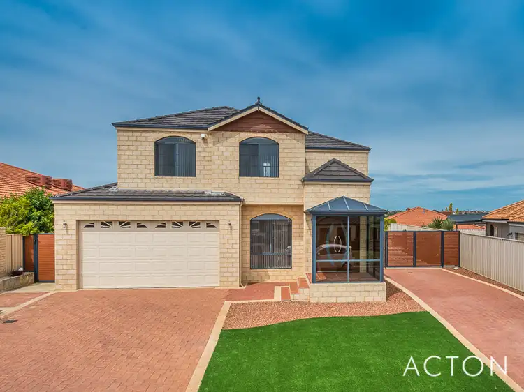 12 St Thomas, Iluka WA 6028