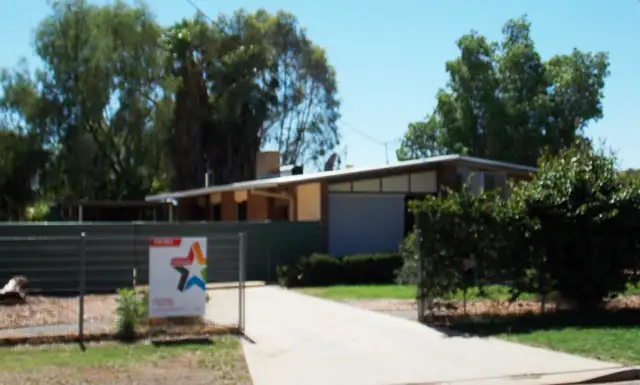 19 Roberts Crescent, Gillen NT 870