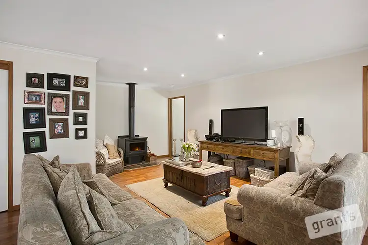 Fifth view of Homely house listing, 33 Leonard Avenue, Berwick VIC 3806