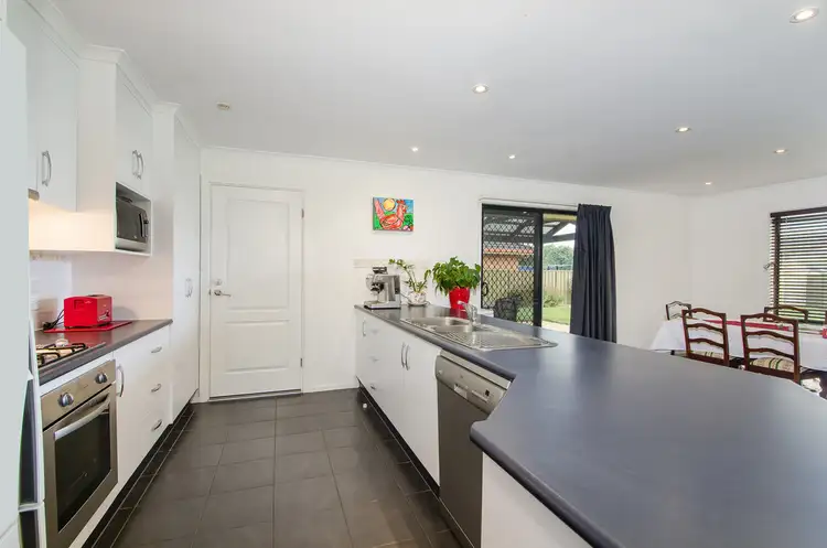 Fifth view of Homely house listing, 4 Aquarius Ct, Mount Gambier SA 5290