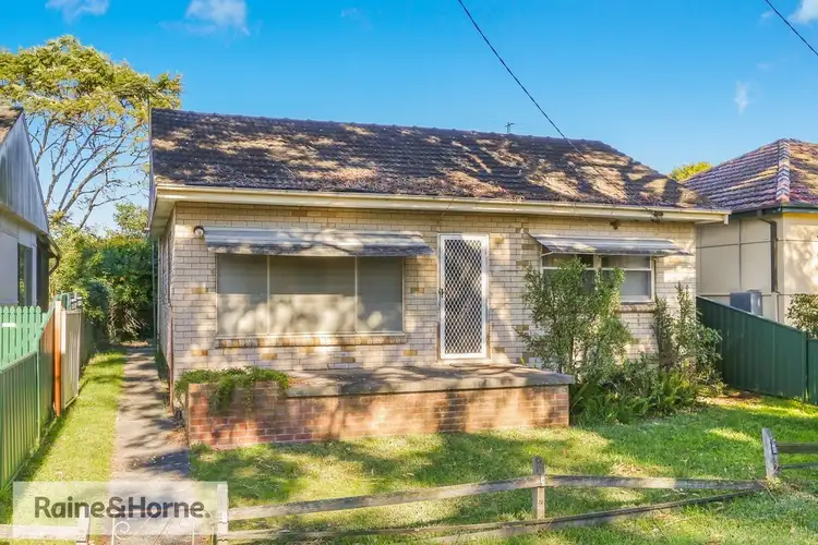 70 Bourke Road, Ettalong Beach NSW 2257