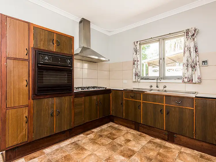 Seventh view of Homely house listing, 6 Kathleen Close, Maida Vale WA 6057