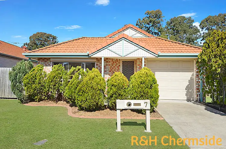 7 Athabasca Cl, Wavell Heights QLD 4012