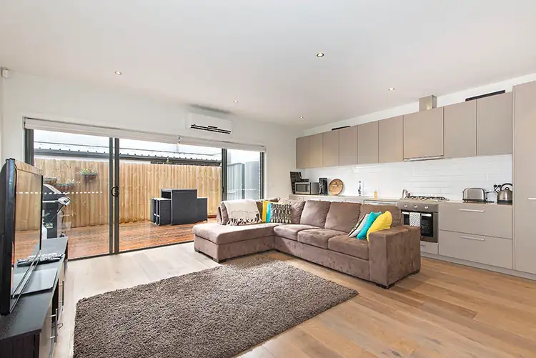 Main view of Homely unit listing, 3/14A LEONARD CRESCENT, Ascot Vale VIC 3032