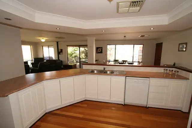 Sixth view of Homely house listing, 5 Biarritz Pass, Port Kennedy WA 6172