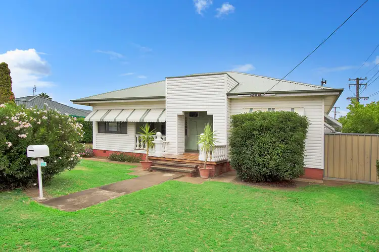 28 Gunnedah Road, Tamworth NSW 2340