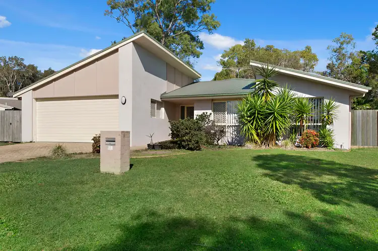 12 Yaraan Crescent, Beachmere QLD 4510